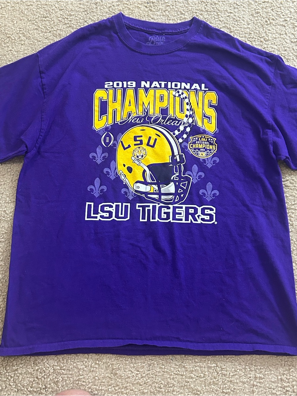 LSU Tigers 2019 National Champions Purple Graphic TShirt Size XL Blue 84